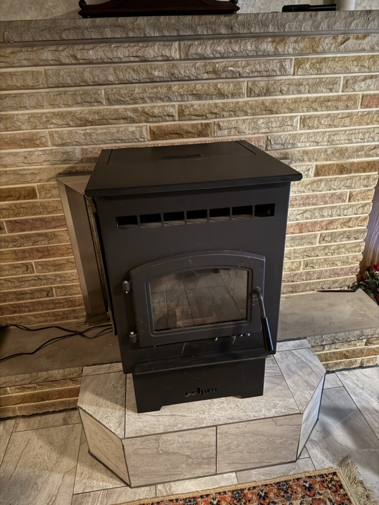 Pelpro pellet stove (PP60) — Louisville, OH