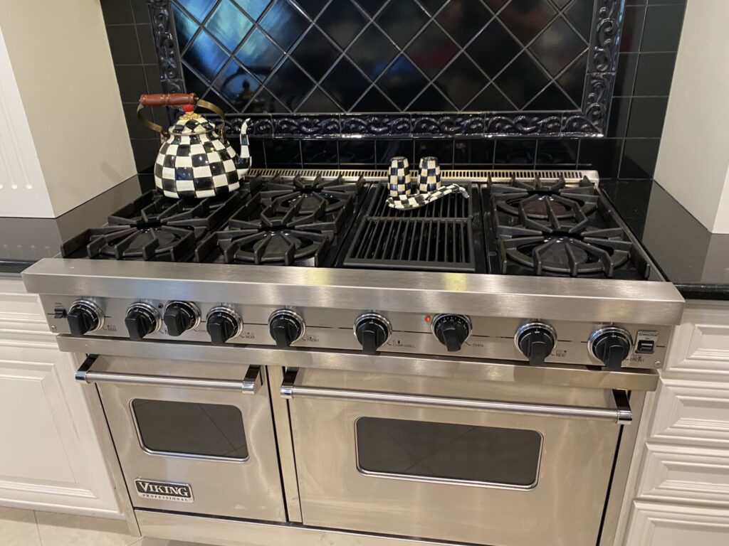 Viking range (VGIC4856QSS) — Canton, OH