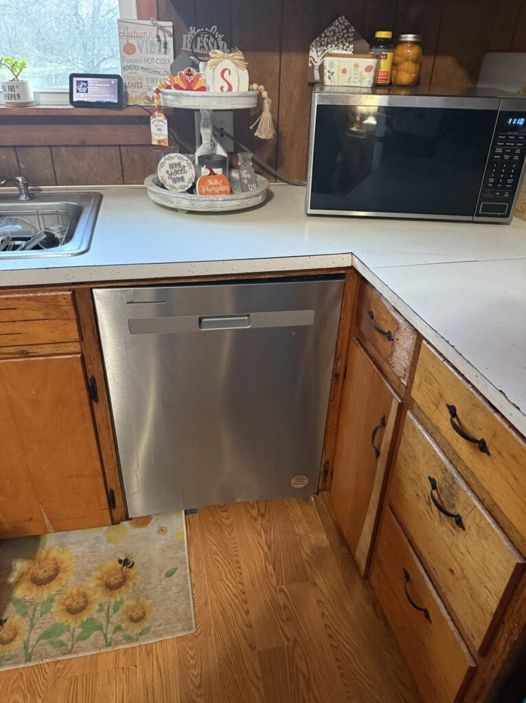 Whirlpool dishwasher (WDP540HAMZ4) — Beloit, OH