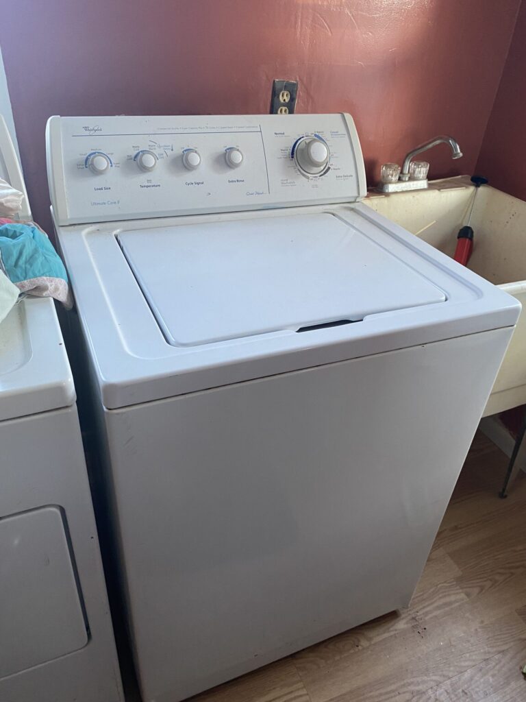 Whirlpool washer (LSQ9110KQ0) — Louisville, OH