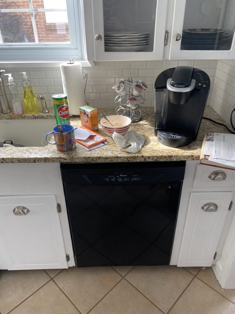 Amana dishwasher (ADB1500AWB) — Canton, OH