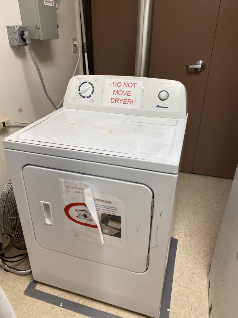 Amana dryer (NED4655EW0) — Carrollton, OH