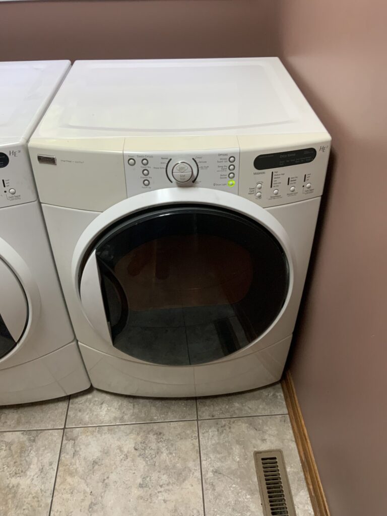 Kenmore dryer (110.97892602) — North Canton, OH