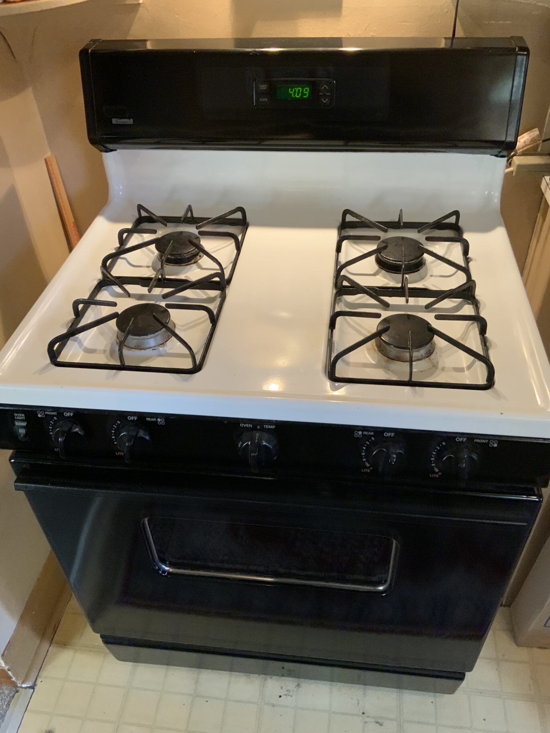 Kenmore oven model 36275191893 with new burner and igniter assembly installed.