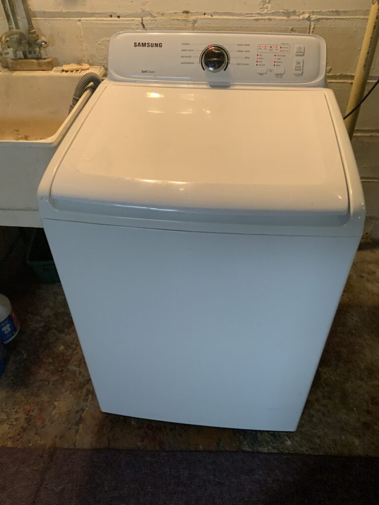 Samsung washer (WA40J3000AW/A2) — Louisville, OH