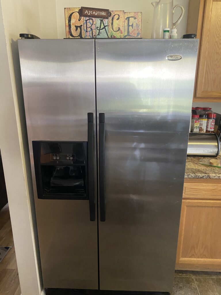 Whirlpool refrigerator (ED5FVGXSS03) — Alliance, OH