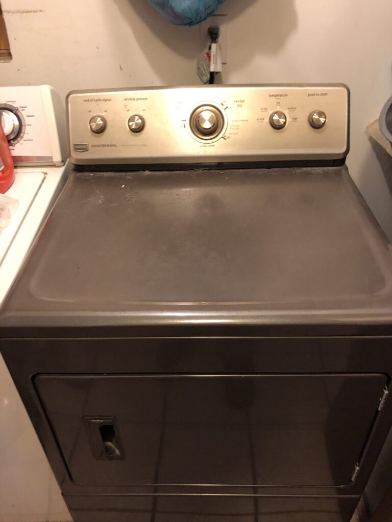 Whirlpool dryer (MGDC700VJ0) — Louisville, OH