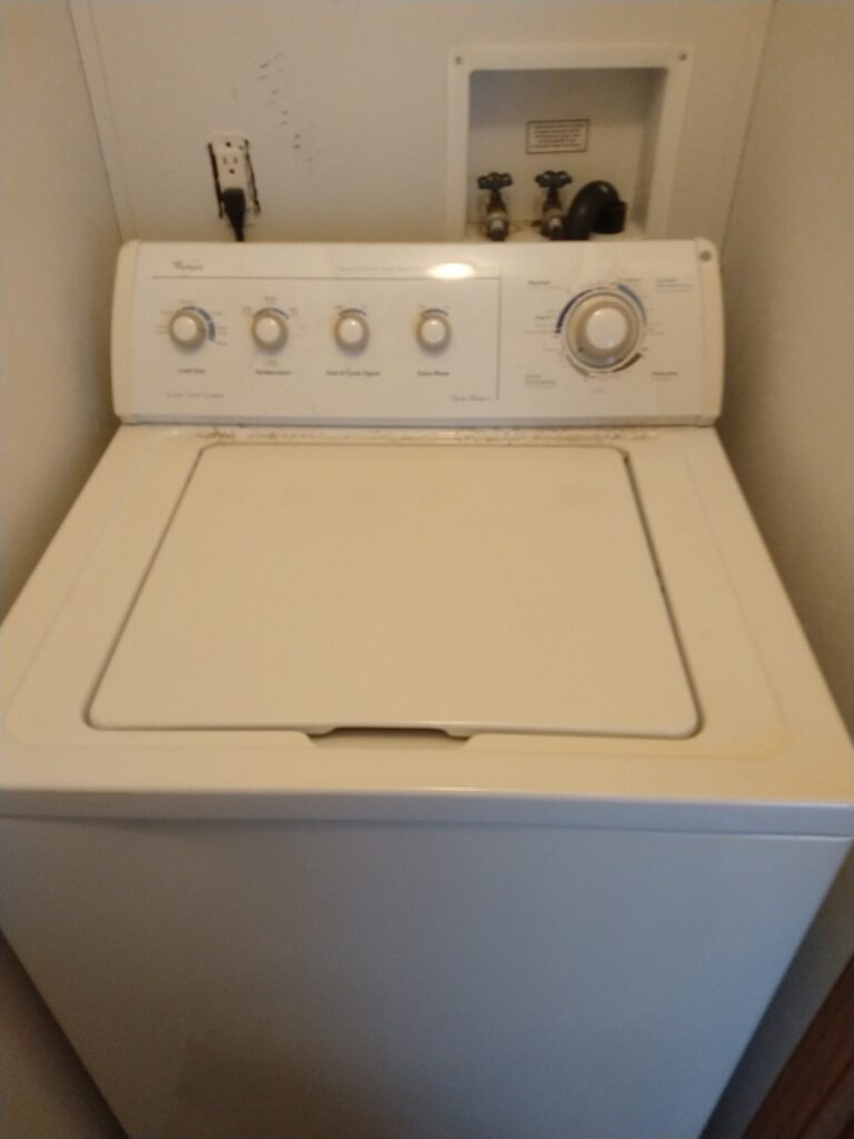 Whirlpool washer (LSQ9520LQ0) — Minerva, OH