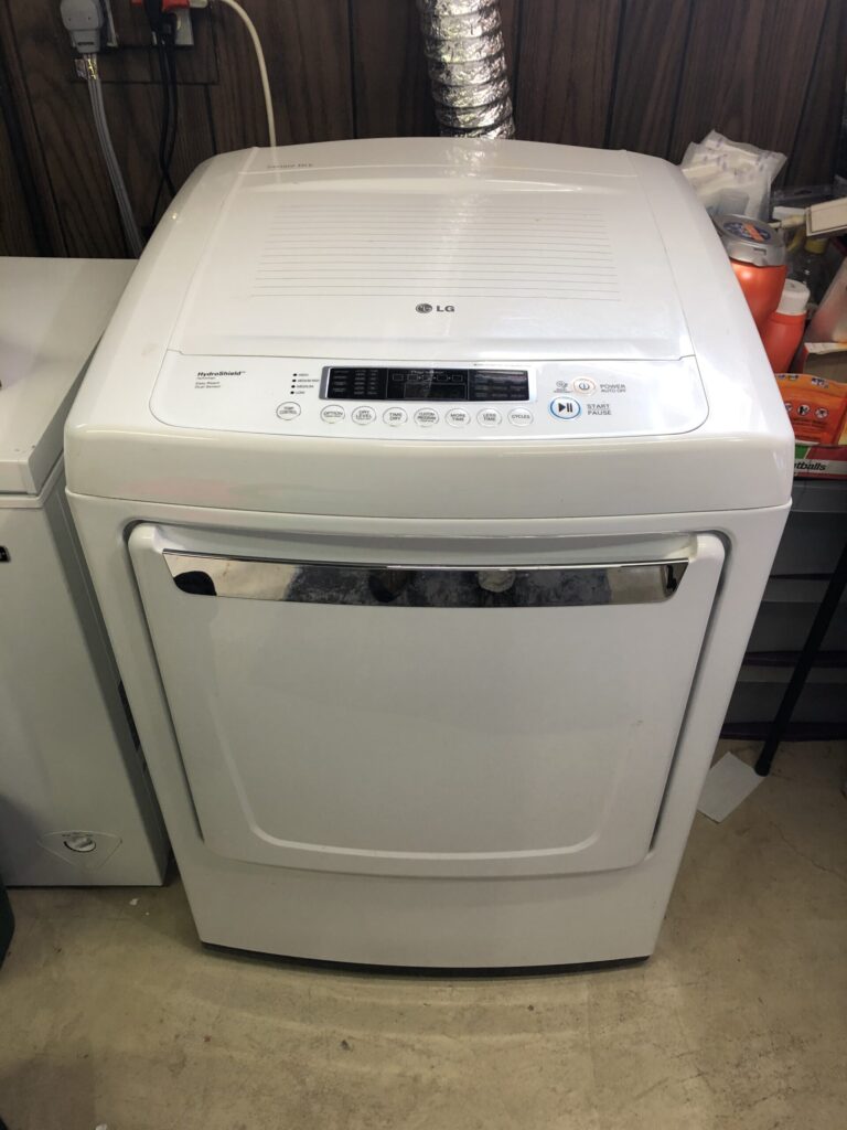 LG dryer (DLE1101W) — Minerva, OH
