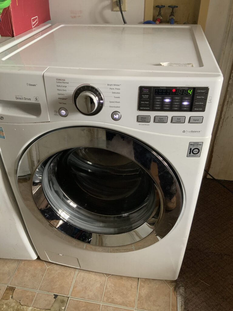 LG washer (WM3670HWA) — Alliance, OH