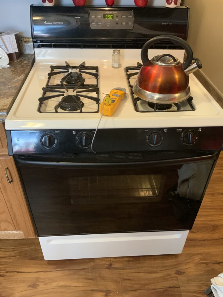Admiral oven (DCF3305BK) — Canton, OH