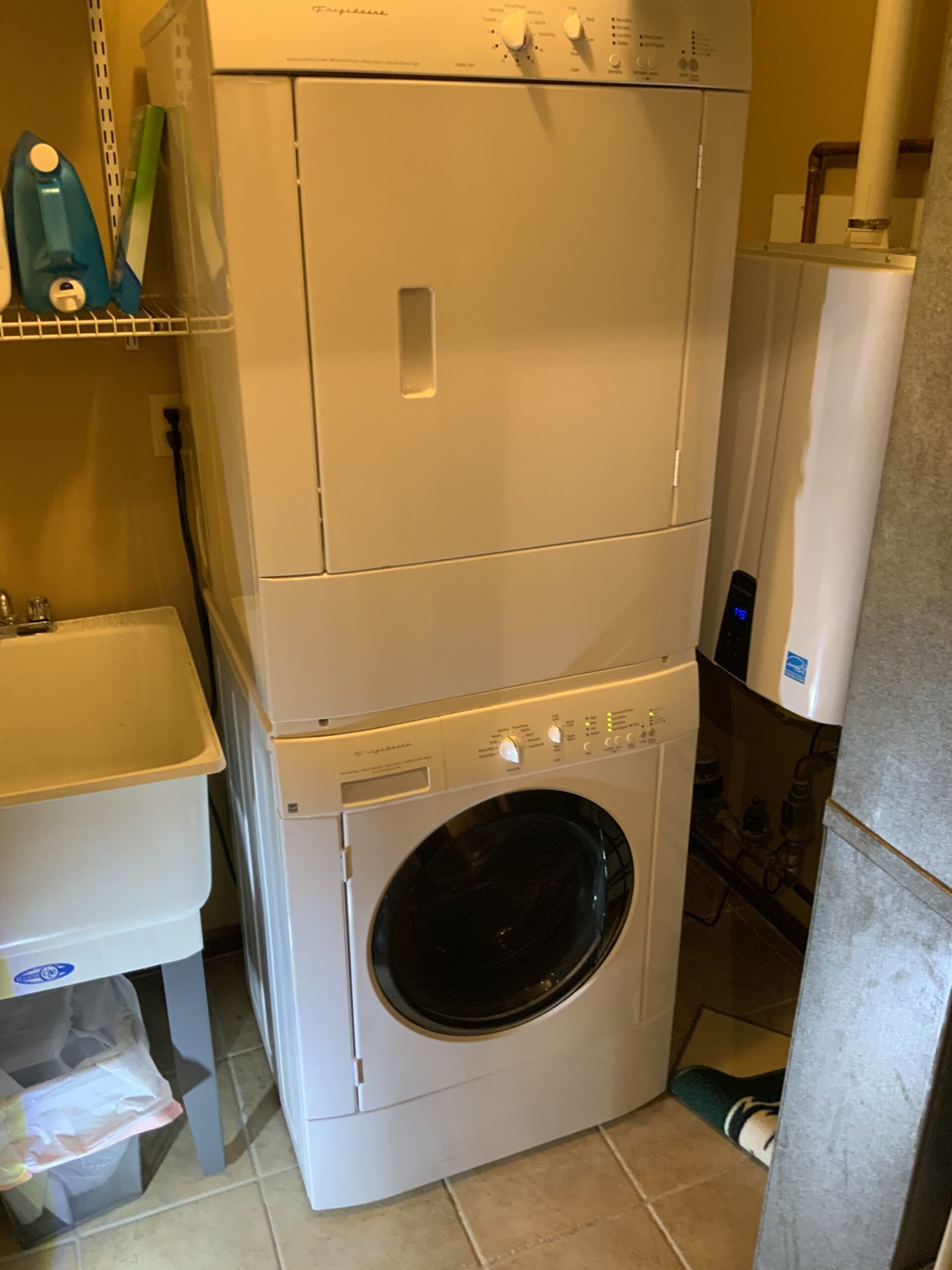 Admiral Washer LTF2140FS1 - repaired door lock and fixed start issue.