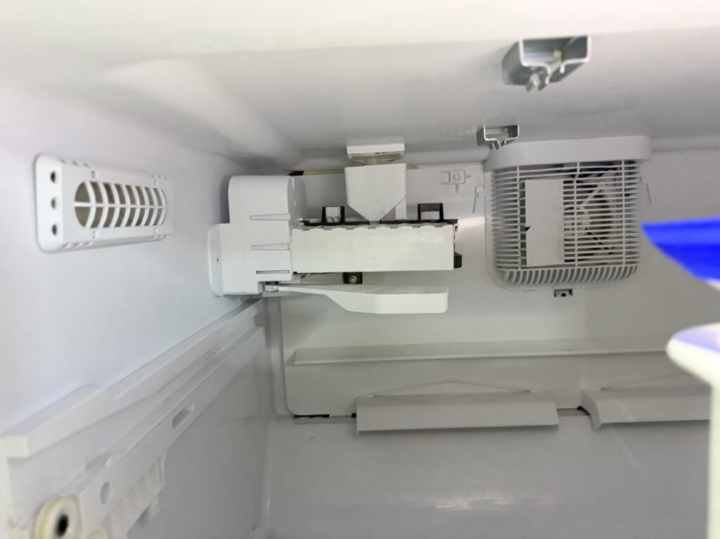 GE refrigerator (GFE29HGDIBB) — North Canton, OH