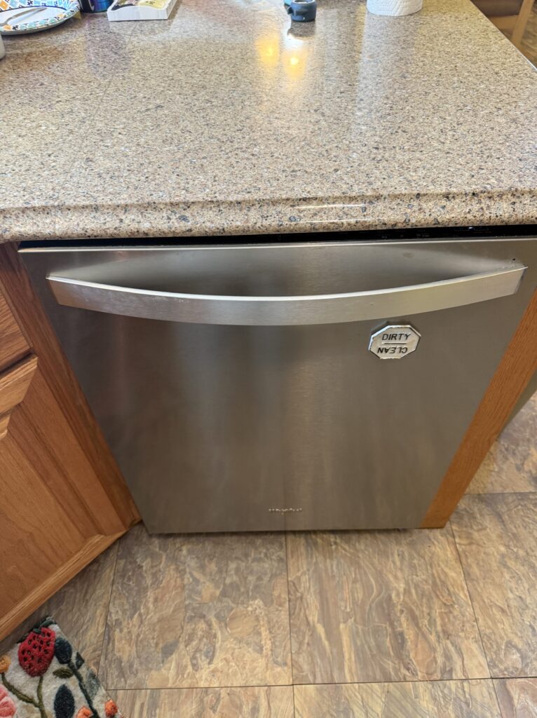 Whirlpool dishwasher (WDT750SAHZ0) — Uniontown, OH
