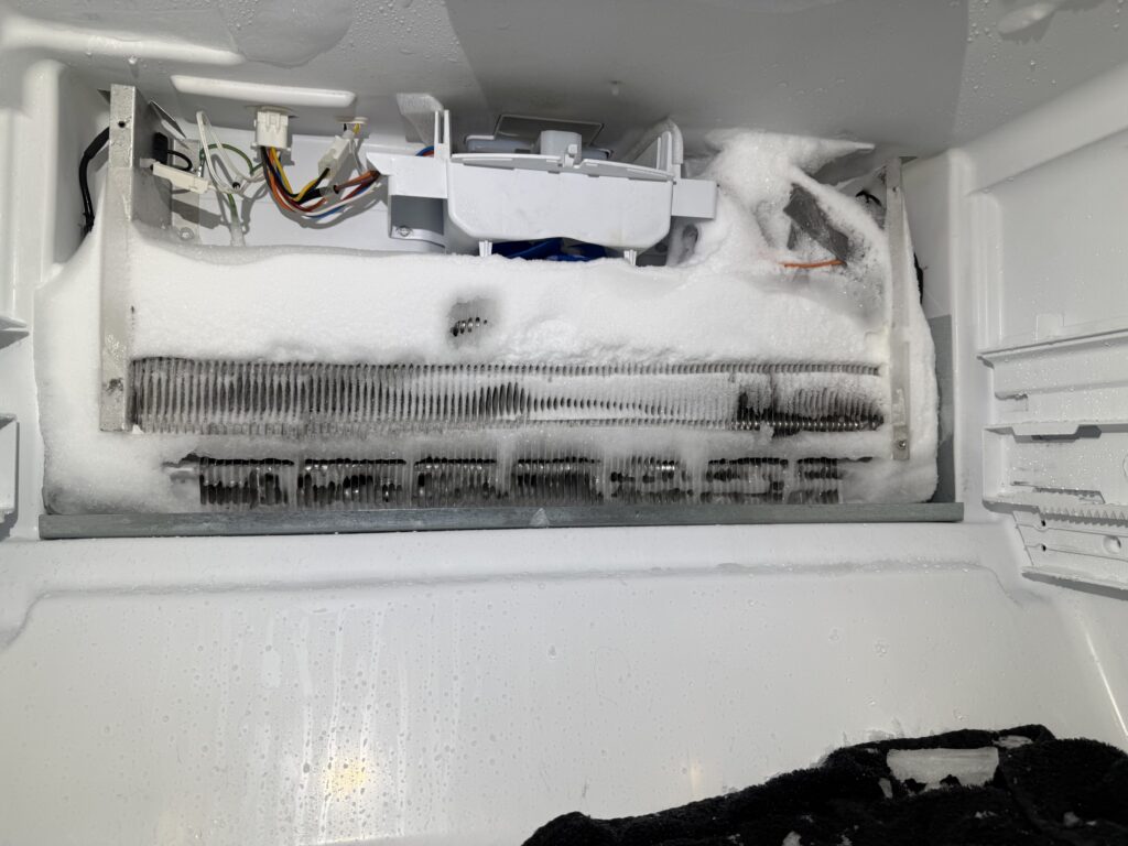 Whirlpool refrigerator (WRF736SDAM12) — Louisville, OH