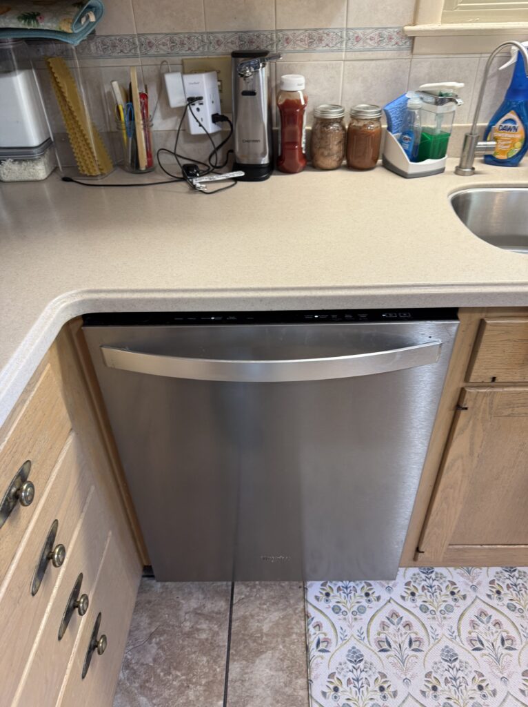 Whirlpool dishwasher (WDT970SAHZ0) — North Canton, OH