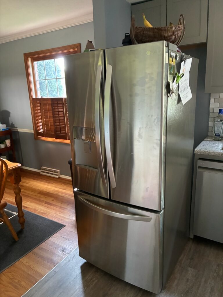 LG refrigerator (LFDS22520S/04) — Canton, OH