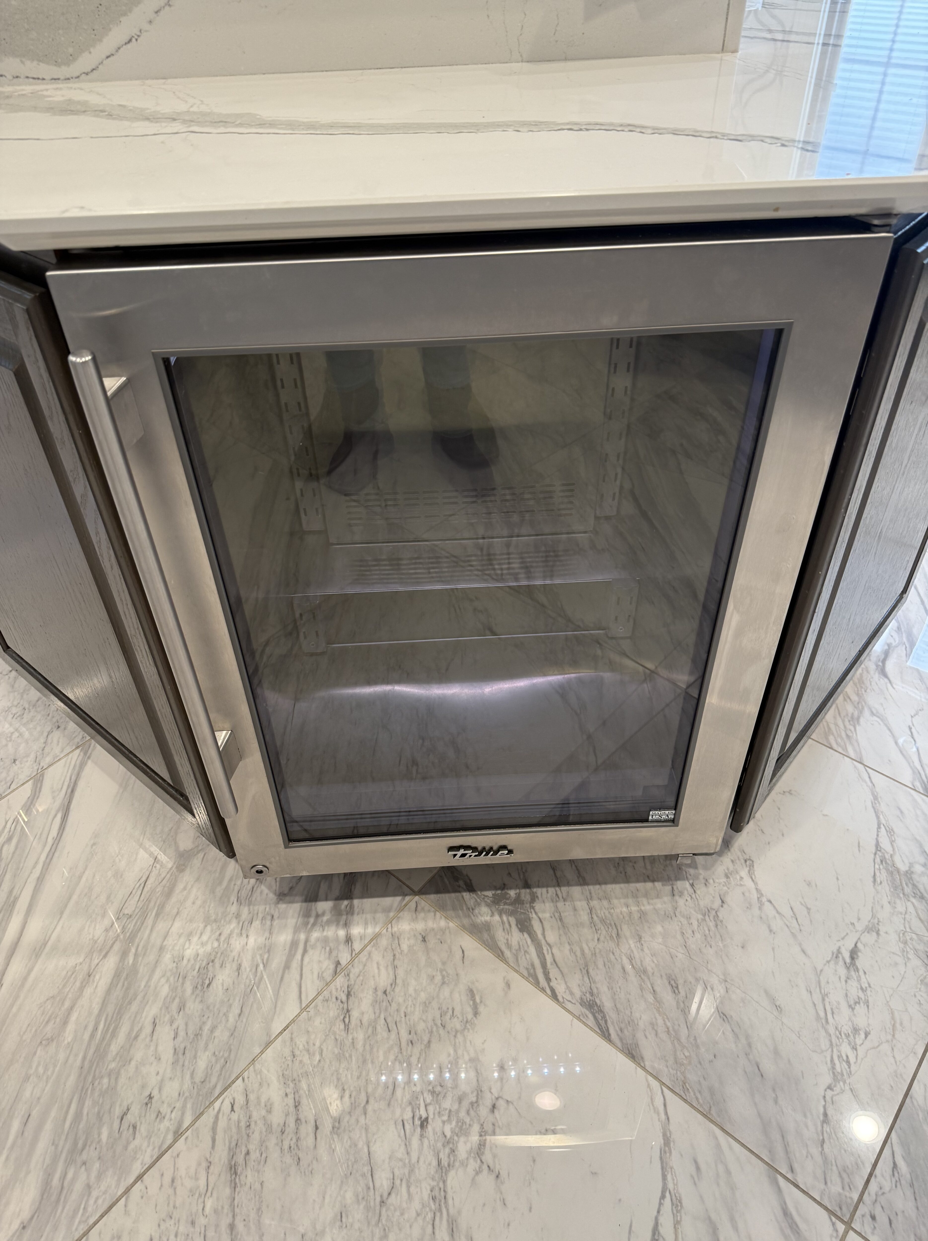 True Refrigerator repair in Canfield, Ohio by Louisville Appliance Repair