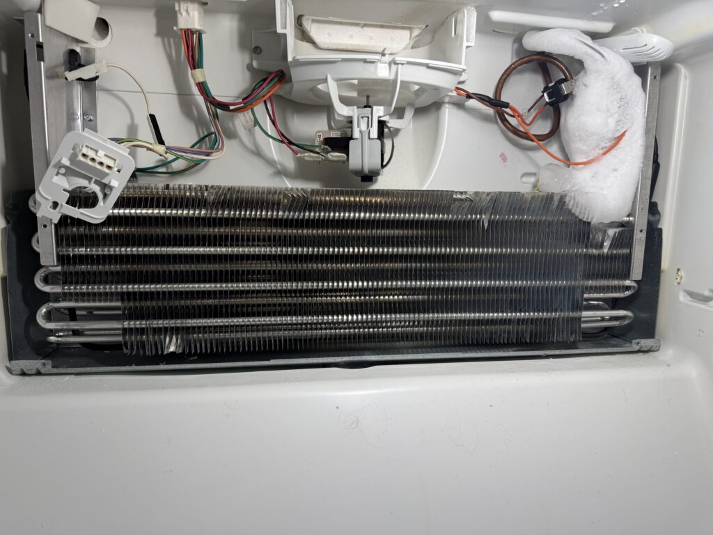 Maytag refrigerator (MBF2258FE201) — Canton, OH
