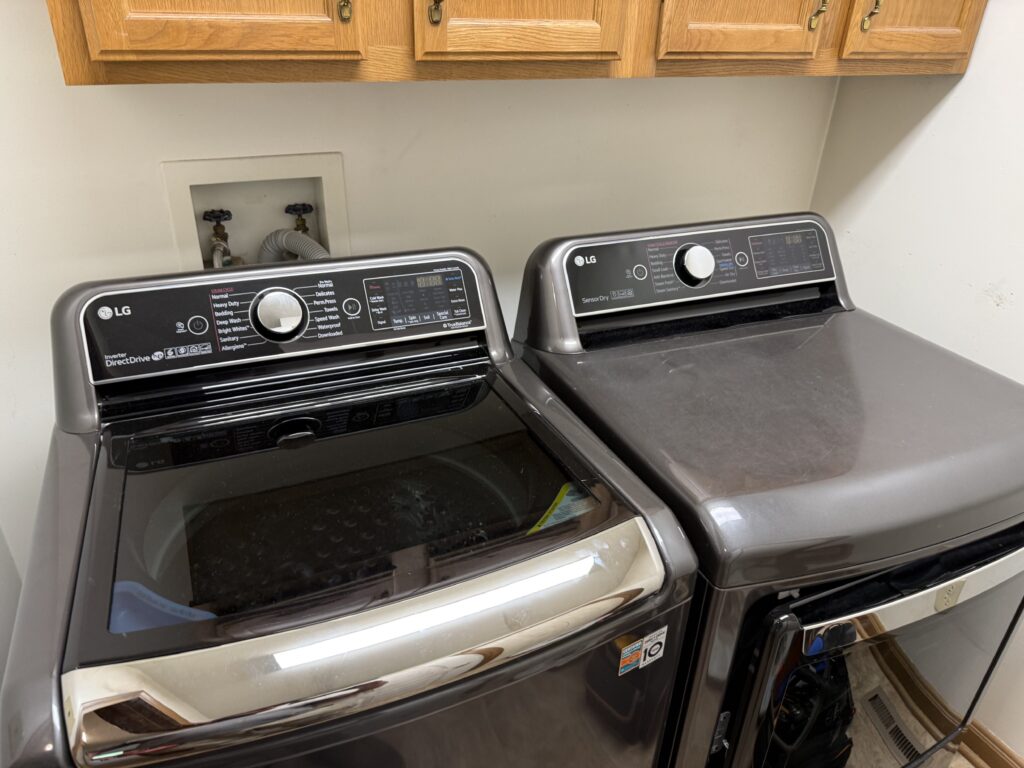 LG washer (WT7900HBA) — North Canton, OH