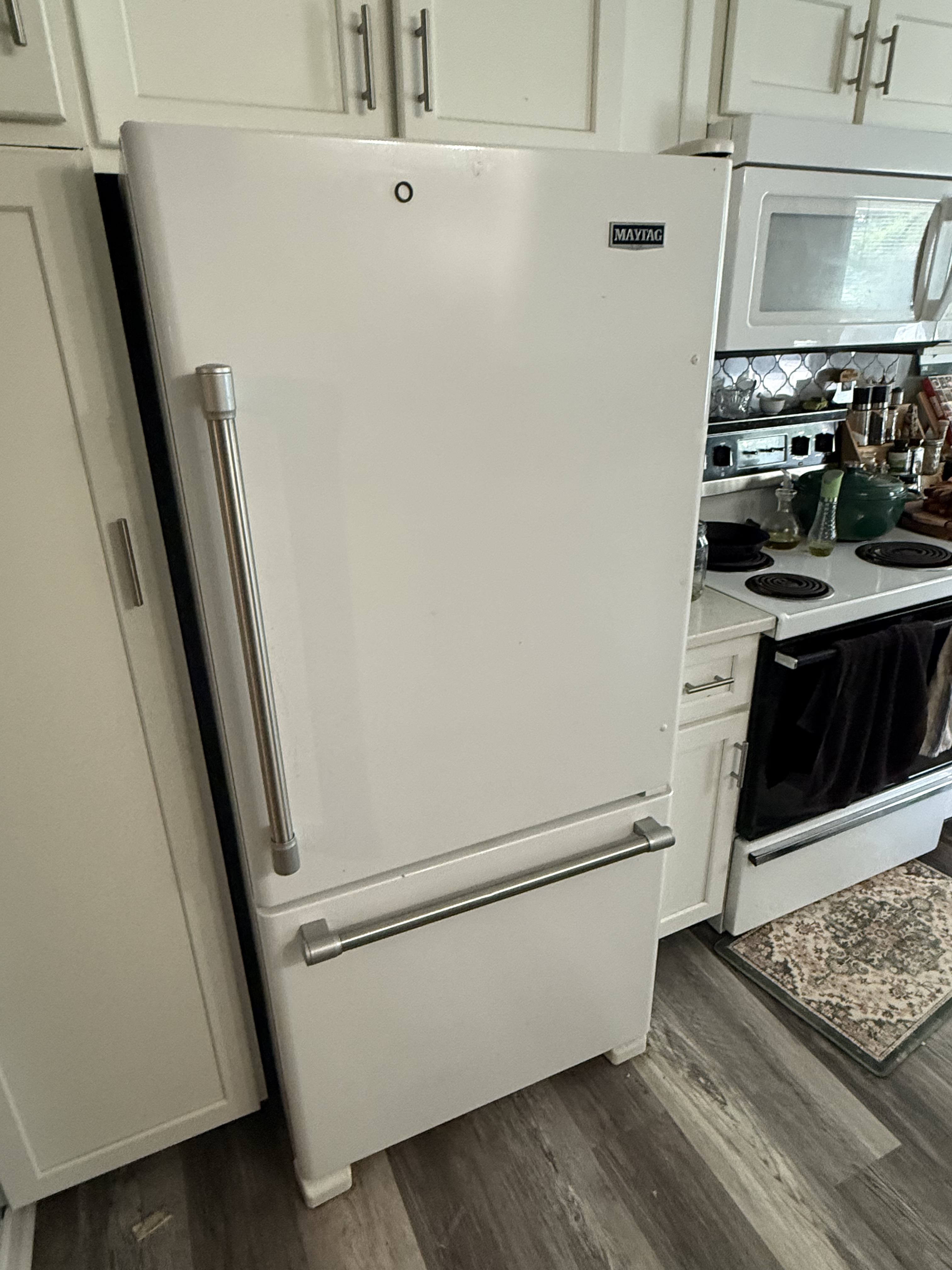 Maytag Refrigerator repair in Canton, Ohio by Louisville Appliance Repair