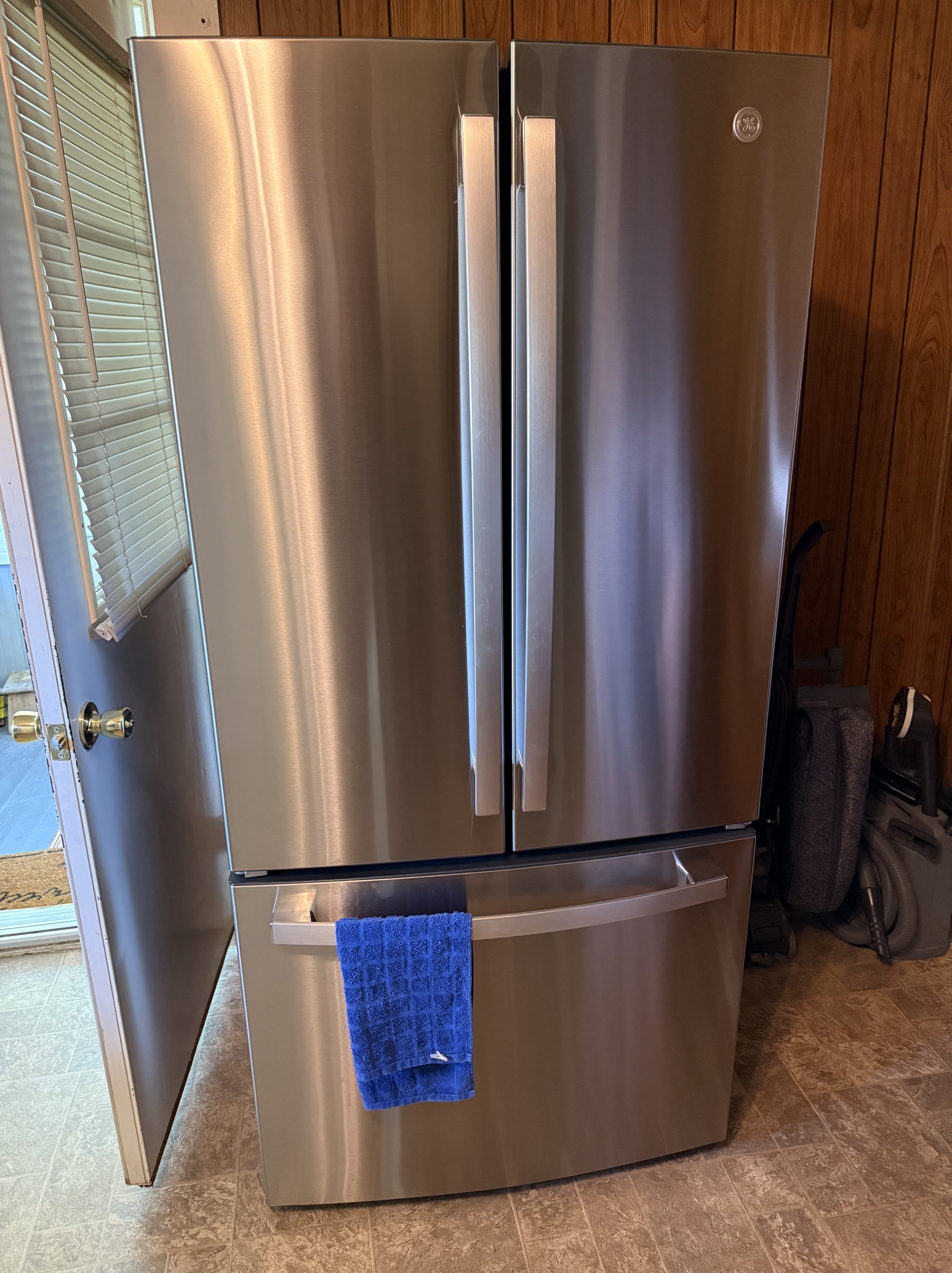 GE Refrigerator repair in Atwater, Ohio by Louisville Appliance Repair