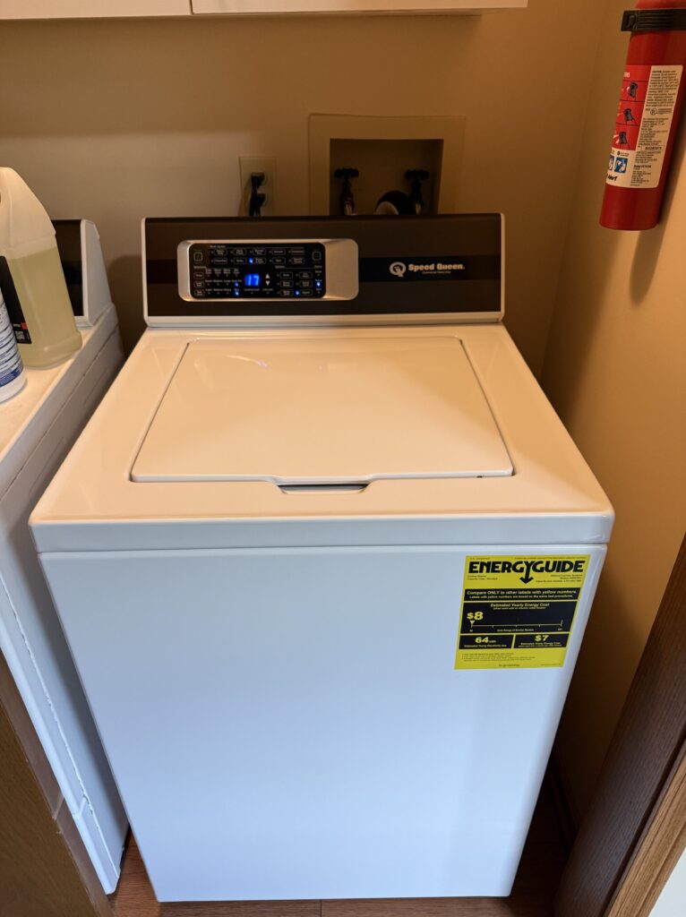 Speed queen washer (AWNE9RSN115TW01) — Uniontown, OH
